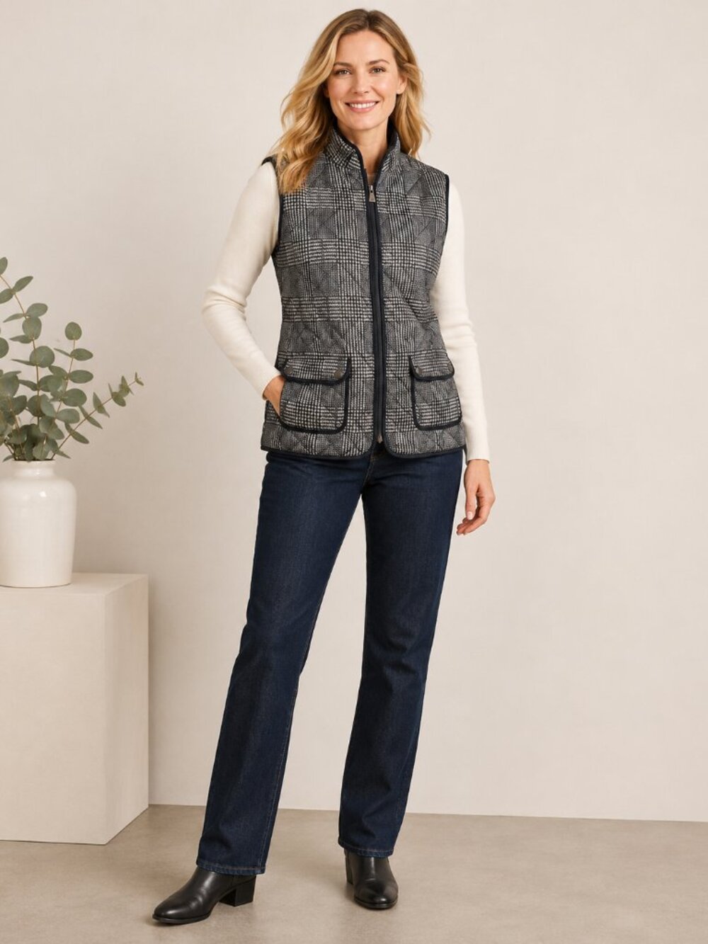 346 Brooks Brothers Women’s Plaid Quilted Puffer Vest Sz 8